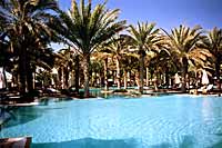Une des 3 piscines du Royal Mirage - Cliquez sur la photo pour agrandir