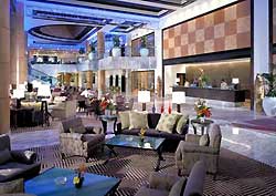 Le lobby de l'hôtel