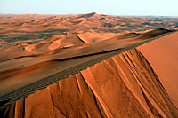 Un circuit dans le dsert d'Arabie