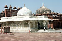 Cliquez pour voir Fatehpur Sikri