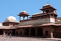 Visiter Fatehpur Sikri ? Cliquez sur la photo