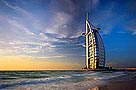 Un numro spcial du magazine. Entre mer et dsert,  la croise de l'Orient et de l'Occident, cette cit ultra moderne offre des plages de sable blanc et les plus beaux htels du monde. Surgie de rien, Duba est dj dans le 3 millnaire mais reste attache  ses valeurs traditionnelles 